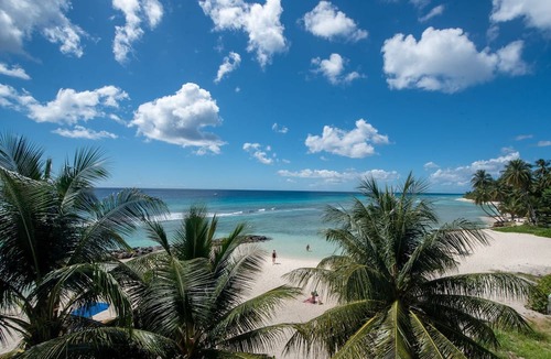 Hastings Apartment | Lower Camelot 1 Bedroom on the Beach
