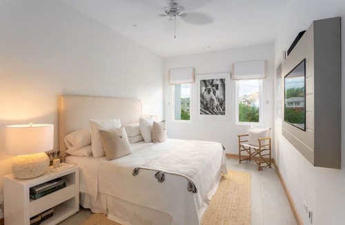 Deanes Villa | Cool Breeze by Blue Sky Luxury