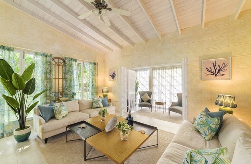 Mullins House | Palm Grove by Bluescape