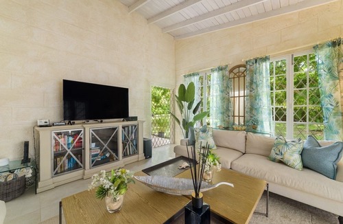 Mullins House | Palm Grove by Bluescape