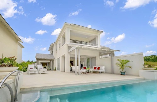 Orange Hill Villa | Apes Hill Club Courtyard Villa. 3 Bed, 3 Bath, Golf Club Access