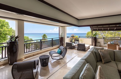 Old Trees Bay Condo | Coral Cove 14 Penthouse - Condo Crowsnest | Beach Front - Located in Stunning Saint James with House Cleaning Included
