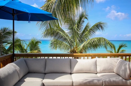 Reeds Bay House | Chateau Monique by Bluescape
