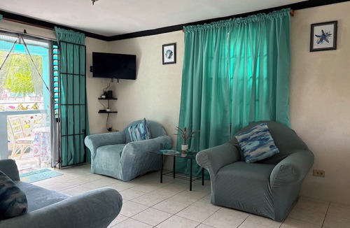 Welches Apartment | Cozy 2-bedroom apartment on Barbados South Coast, near the beach and attractions