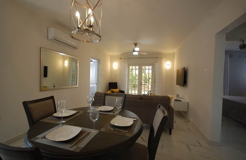 Prior Park Apartment | New 2-Bedroom Apartment with Swimming Pool