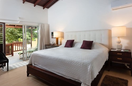 Folkestone Villa | Church Point 2 by Blue Sky Luxury
