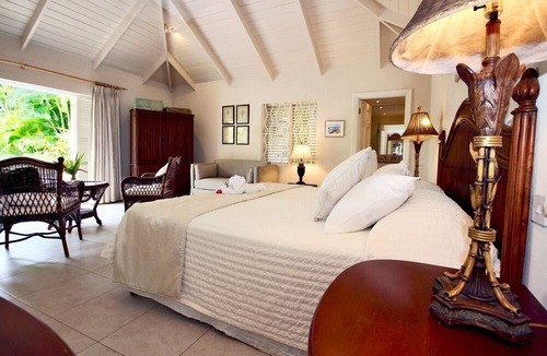 Gibbs Bay House | Jessamine by Blue Sky Luxury