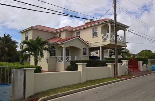 Mangrove House | 3 bedroom home from home, in Mangrove St Philip