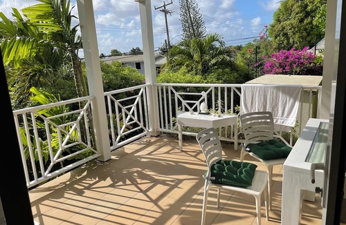 Weston Apartment | Luxury 3 Bed Apartment within Lantana Resort with Direct Pool Access