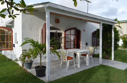 Silver Sands Apartment | Sweet Jewel Apartments in Silver Sands! - The Frangipani Apartment