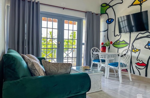 Sunset Crest Apartment | Sunset Lane