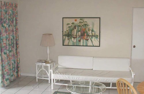 Spring Garden Apartment | Paradise Villas