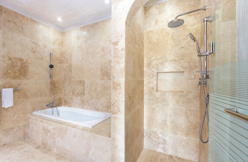 Old Trees Bay Condo | La Mirage at Old Trees by Young Estates