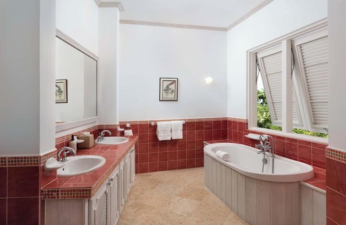 Westmoreland Villa | Villa St. Lucy