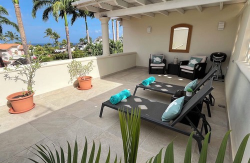 Mount Standfast Apartment | Stunning Penthouse with 2 Private Terraces & Beach Club Access Sugar Hill Resort