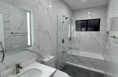 Gibbs Bay Villa | Mullins Retreat — Brand New Architecturally Designed Luxury Villa