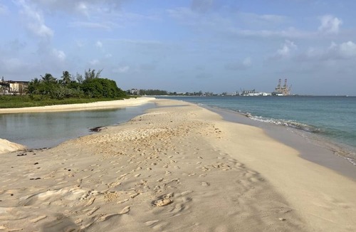 Bridgetown Apartment | 2-bedroom upstairs Apt in brilliant Bridgetown with WiFi, AC, full kitchen etc.