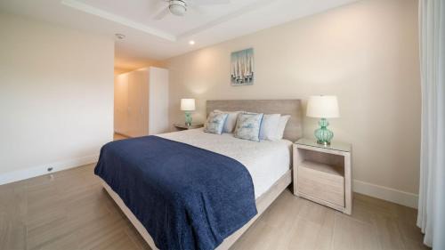 Little Battaleys Apartment | Across from beach with resort pool - Coral Beach 202