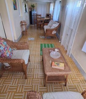 Trents House | Almond Grove Villa