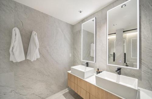 Brighton Apartment | Romantic Beachfront Condo - Allure 505