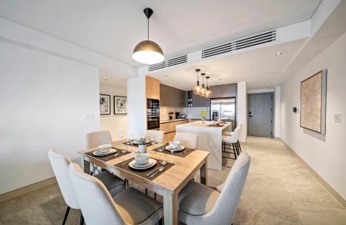 Brighton Apartment | Chic Beachfront Condo - Allure 503