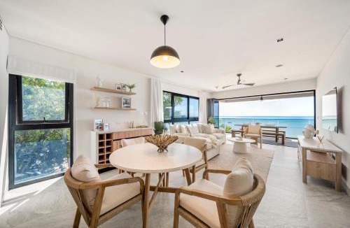 Brighton Apartment | Exceptional Beachfront Condo - Allure 301