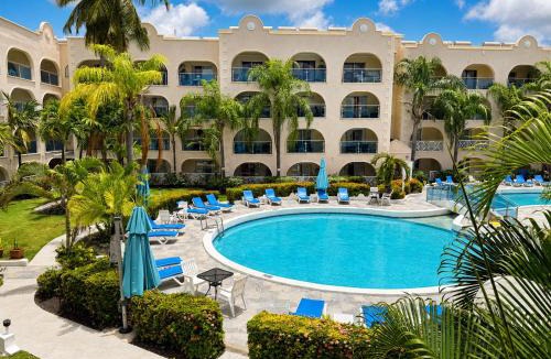 Oistins Apartment | Maxwell Beach Escape 4- Beach & Resort Access