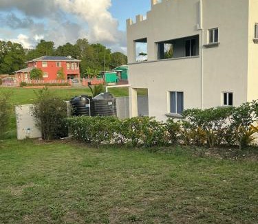 West Coast Apartment | Alonza Ville Ground Floor Suite