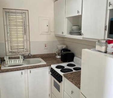 Rockley House | Renovated Studio, Big Patio & Pool ,Rockley