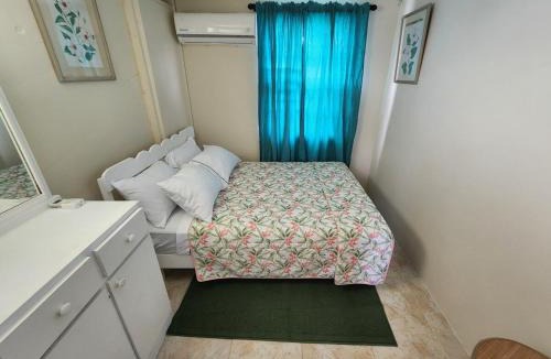 Blades Apartment | IzyCozy 5 mins from Airport