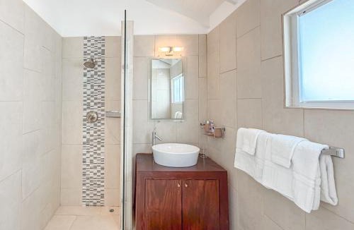 Porters House | Mango Court, Holetown by One Caribbean Estates