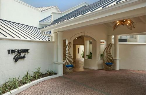 Old Trees Bay Resort | Treasure Beach Art Hotel, An Autograph Collection All-Inclusive Resort