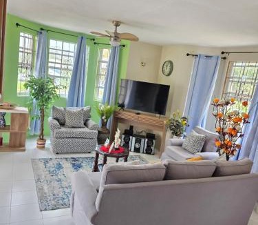 Frere Pilgrim House | Shavaz Paradize