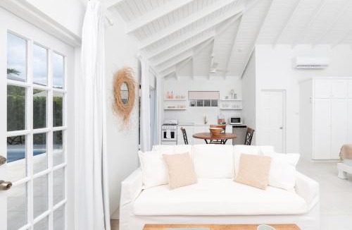 Gibbs Bay Apartment | Gibbs Cottages