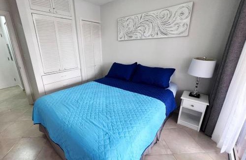 Weston Apartment | Lantana 8