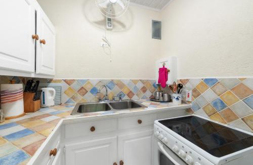 Sunset Crest Apartment | Golden View No 122