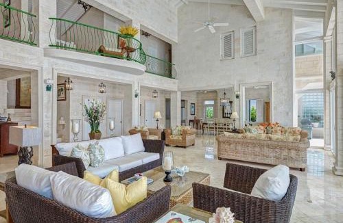 Long Bay Villa | Ocean Mist Villa - by ZenBreak