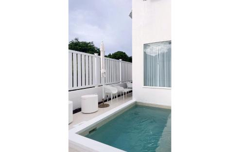 Upper Carlton House | The Nest Garden Grove - by ZenBreak