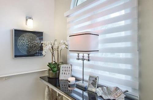 Gibbs Bay House | KingsGate 1 - by ZenBreak