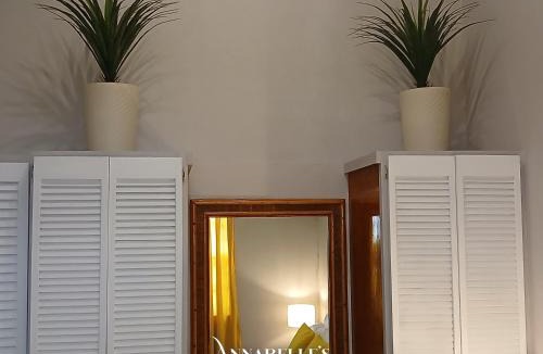 Old Trees Bay Apartment | Annabelle's