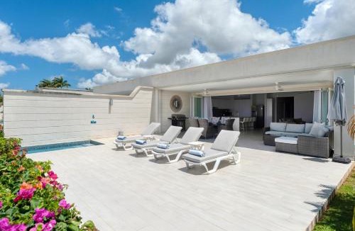 Merlin Bay Villa | Westmoreland Modern sea View Villa with pool