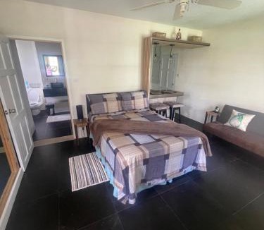 Haggatt Hall Apartment | Scarlett Studios 1- Modern Studio For Holidays & Extended Stays -Near Ross University & US Embassy- Accommodation With Optional Car Rental
