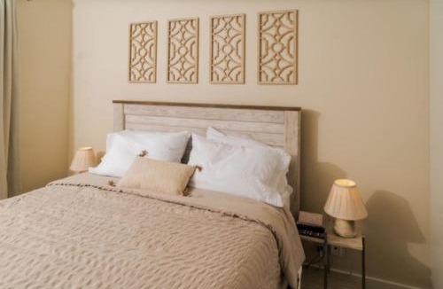 Little Battaleys Apartment | Lou Lou's Hideaway