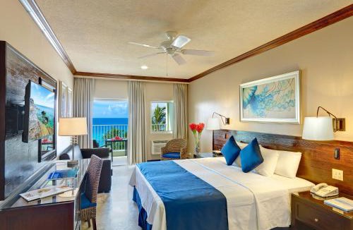 Saint Matthias Hotel | Coconut Court Beach Hotel
