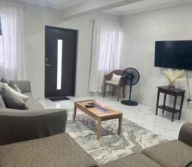 Providence Apartment | Em & Emm Vacation Apt