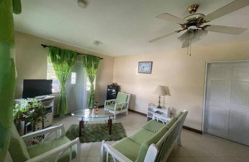 The Valley Apartment | Tranquility Corner
