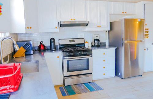 Inch Marlowe House | Endless Summer Beach House 3BR