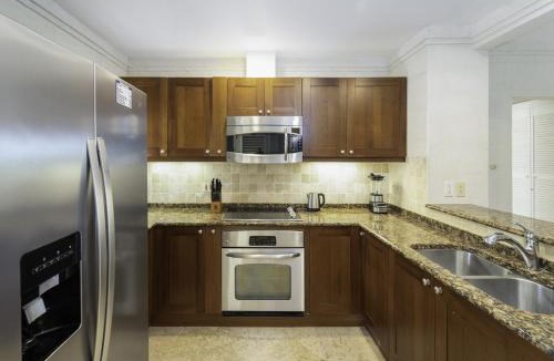 Westmoreland Apartment | Royal Apartment 323 by BSL Rentals