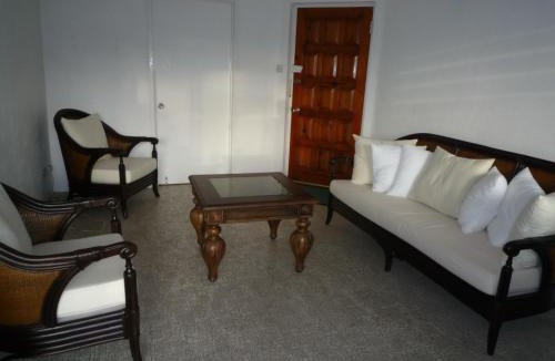 Sunset Crest Apartment | Goldenview