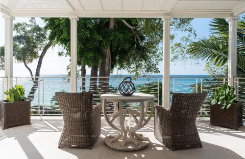 Sunset Crest House | Villa Tamarindo is a luxury 4 bedroom property in Holetown, St James